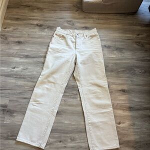 Levi's Women's Straight Leg Jeans in Cream